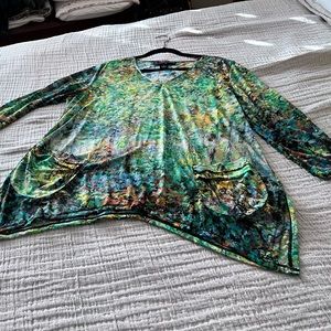 Peck and Peck sheer pull-over shark bite tunic